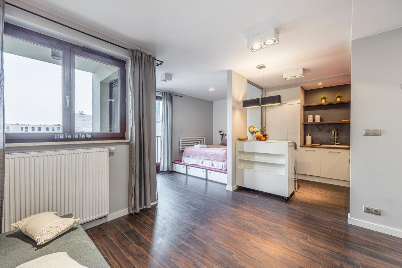 Spacious Studio Ac View Pokorna 2 Parking Warschau Exterior foto