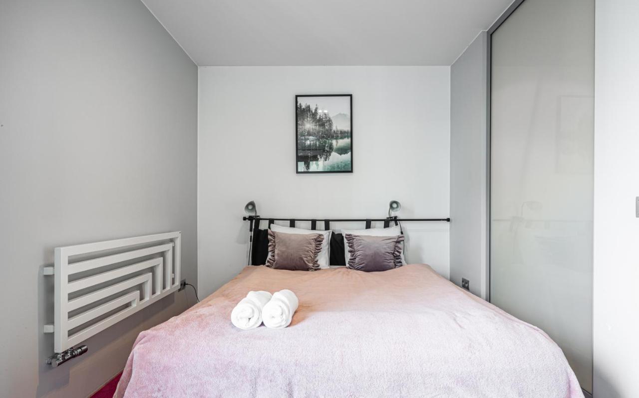 Spacious Studio Ac View Pokorna 2 Parking Warschau Exterior foto